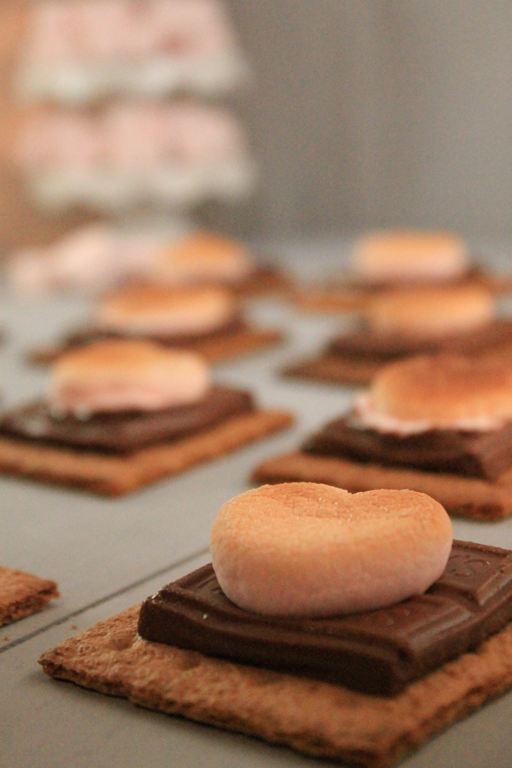 Valentine’s Day Smores Cookies