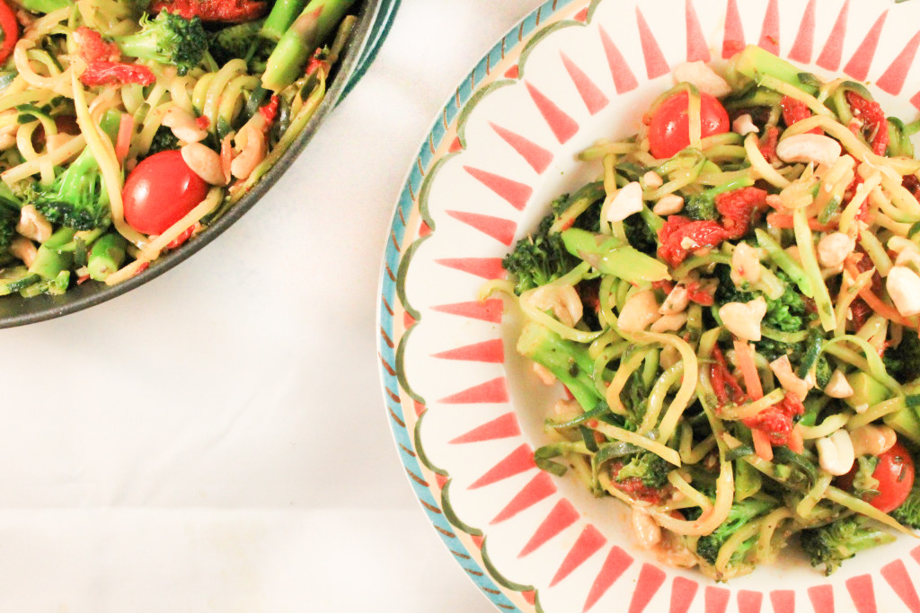 Green Cashew Pesto Stir Fry Recipe- God Save the Quinoa