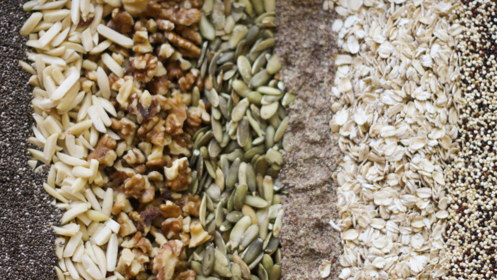 Skinny pumpkin spice granola ingredients